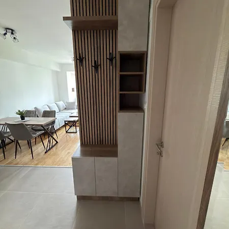 Lunara Lux Apartment, Modern Design - Tatil Evi Üsküp
